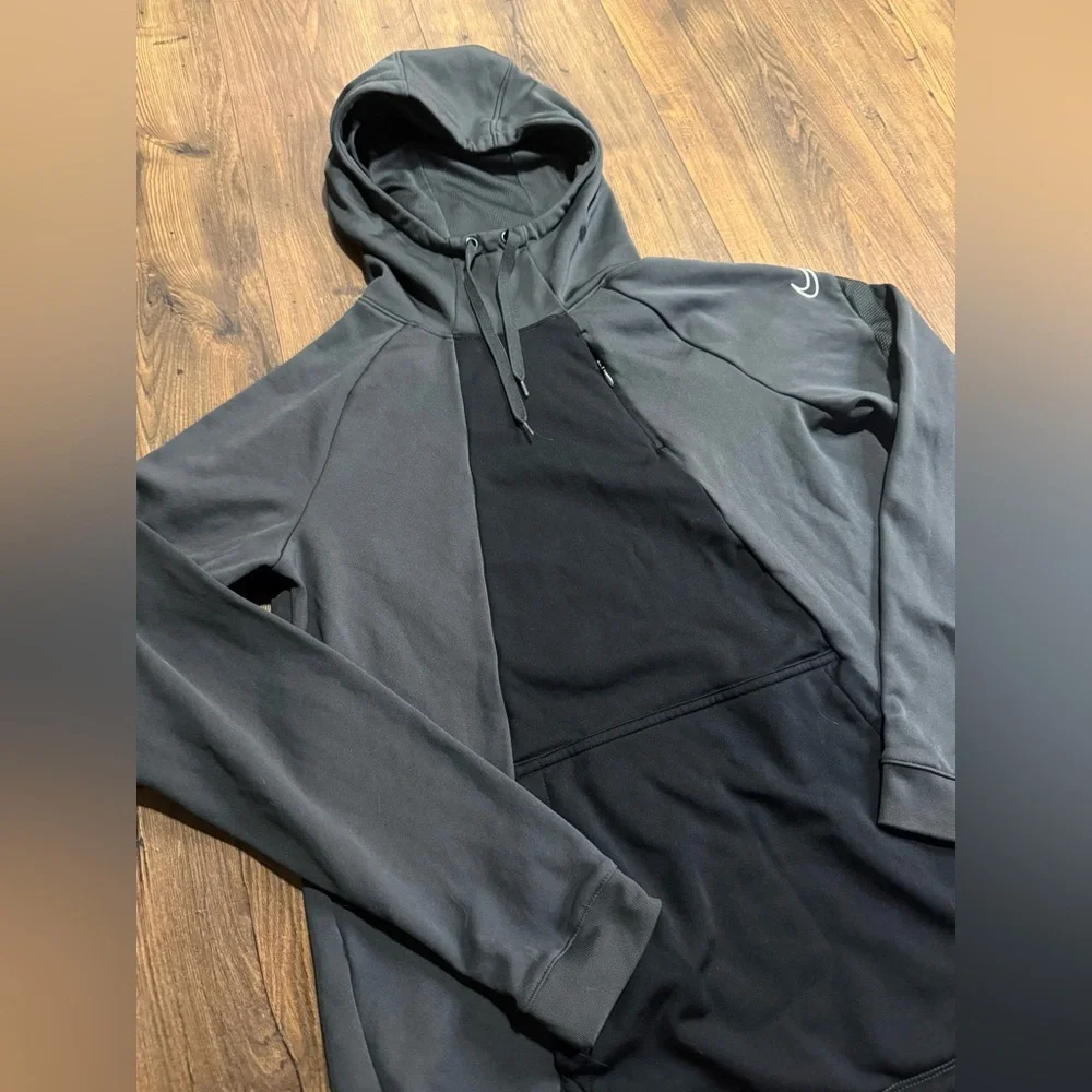 Nike soft hooded